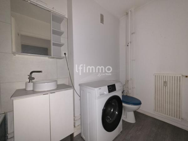F2 avec balcon, parking - Résidence Pierrefontaine Mulhouse