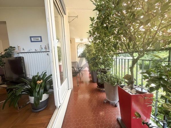 SAINTE FOY-LES-LYON quartier Chavril : T4 de 85 m2