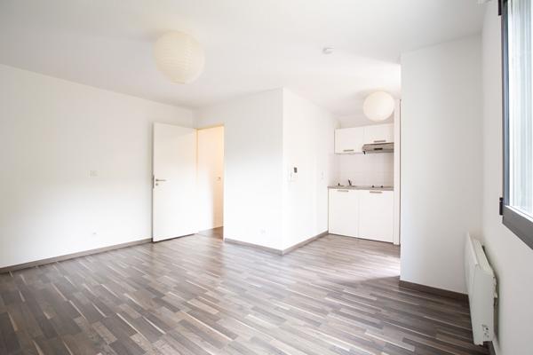 A VENDRE NANTES SAINT-CLEMENT STUDIO EN PARFAIT ETAT DANS RESIDENCE DE STANDING