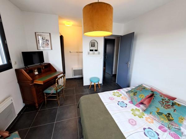 MAXIMIN LA STE BAUME (83) Magnifique villa contemporaine de 5 pièces , terrasses , jardin avec piscine