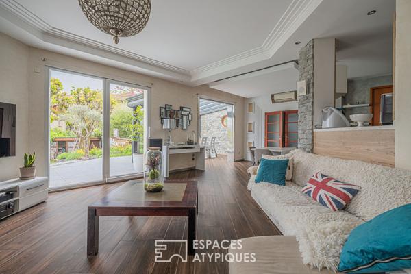 Villa contemporaine à la vue imprenable