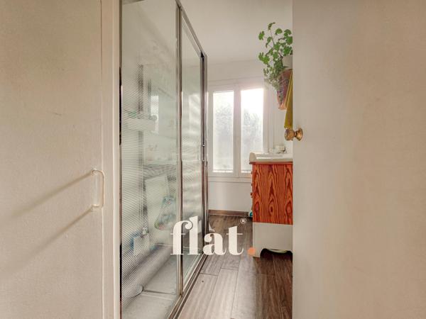 Appartement T3 STE THERESE / 75 m2/ 2 ch/ garage boxé / Balcon / Cave