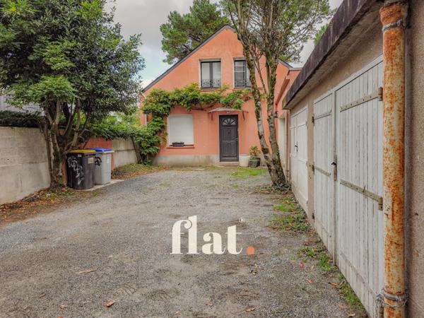 Appartement T3 STE THERESE / 75 m2/ 2 ch/ garage boxé / Balcon / Cave