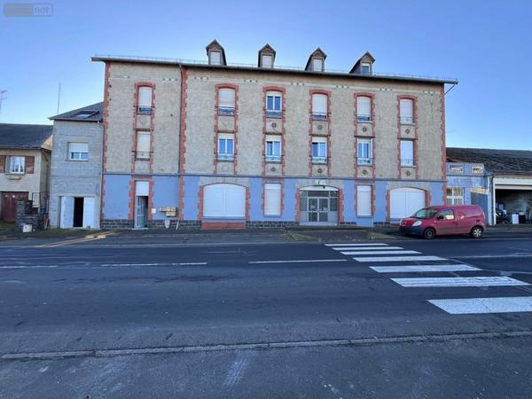 Immeuble à vendre à Mauriac dans le Cantal (15200), ref : 74T-15029