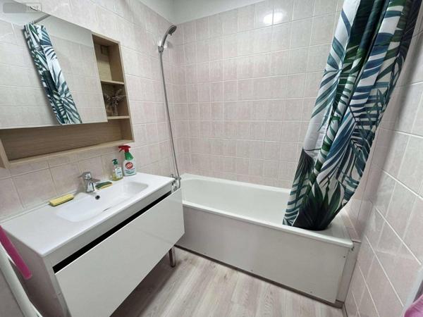 Immeuble à vendre à Mauriac dans le Cantal (15200), ref : 74T-15029