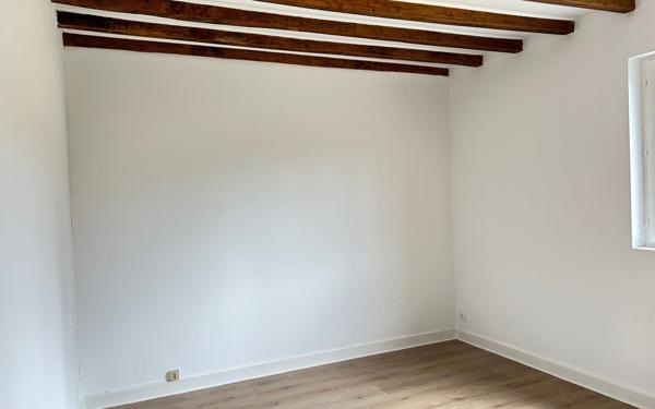 Maison à louer    3 pièces •  Nouan-le-Fuzelier