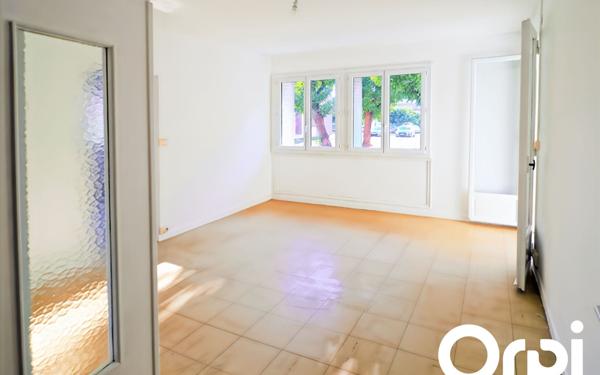 Appartement à vendre    2 pièces •  Montélimar