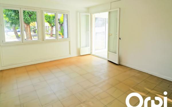 Appartement à vendre    2 pièces •  Montélimar