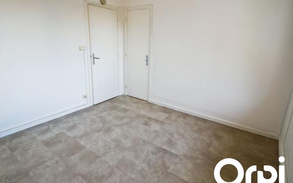 Appartement à vendre    2 pièces •  Montélimar