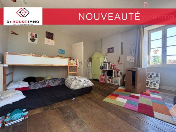 Maison à louer 4 pièces de 143 m²