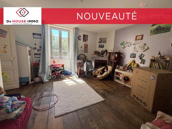 Maison à louer 4 pièces de 143 m²