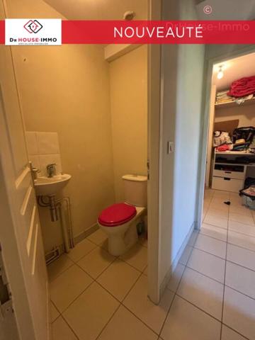 Maison à louer 4 pièces de 143 m²