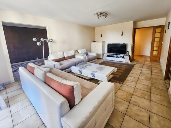 Appartement Savigny Le Temple 5 pièce(s) 105.12 m2 avec loggia