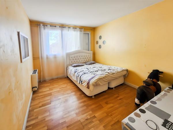 Appartement Savigny Le Temple 5 pièce(s) 105.12 m2 avec loggia