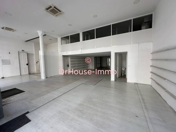 Commerce à vendre 3 pièces de 265 m²