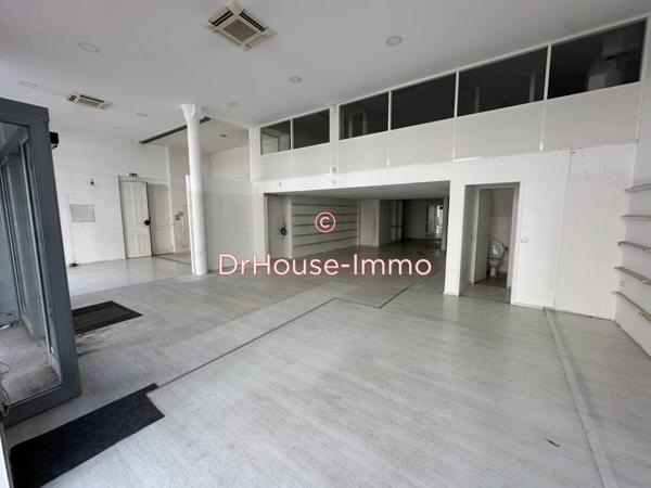 Commerce à vendre 3 pièces de 265 m²