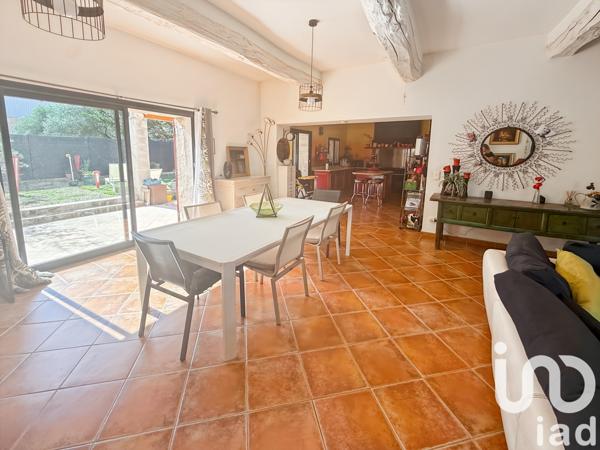 Maison à vendre 6 pièces 300 m² Saint-Maximin-la-Sainte-Baume