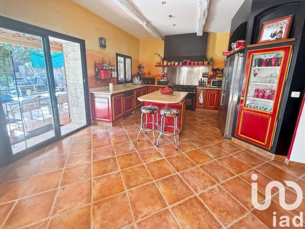 Maison à vendre 6 pièces 300 m² Saint-Maximin-la-Sainte-Baume