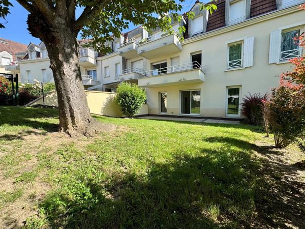Location                                                      Appartement
                        
                     2 pièces                      49 m2                     à Chambly