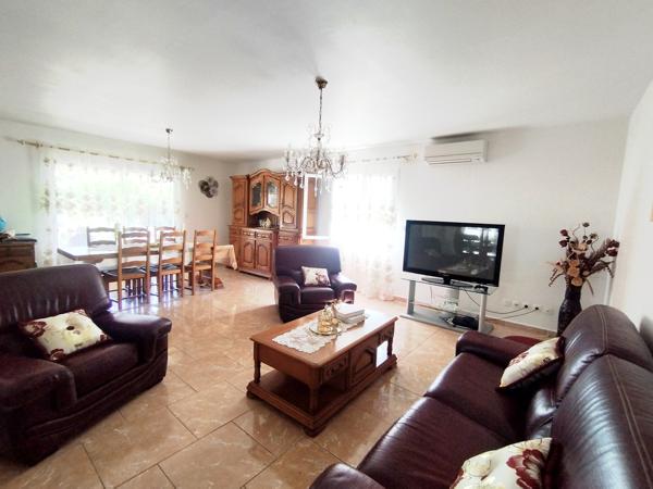 Maison plain pied 4 chambres, au calme