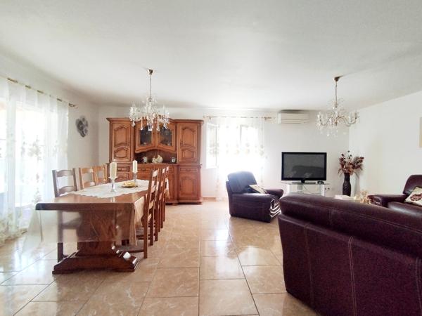 Maison plain pied 4 chambres, au calme