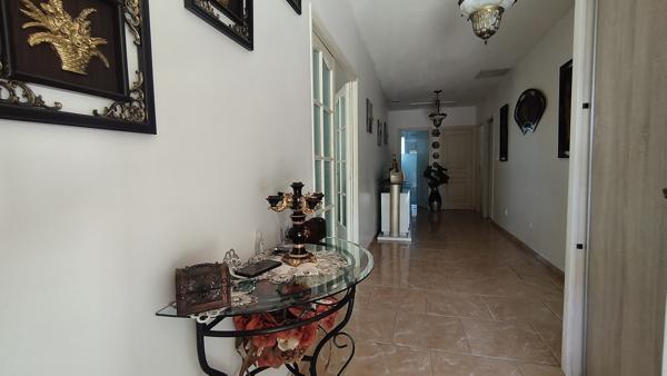 Maison plain pied 4 chambres, au calme