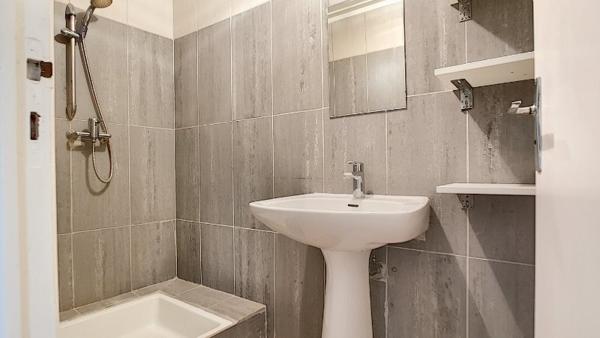 Vidauban centre- Appartement 65 m2 avec 2 chambres