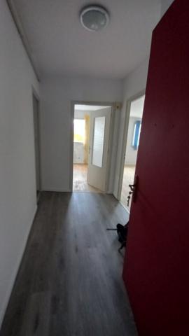 Local professionnel Royan 3 pièce(s) 66.24 m2
