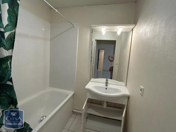 Appartement à louer 2 pièces 45.15m² Lens (62300)