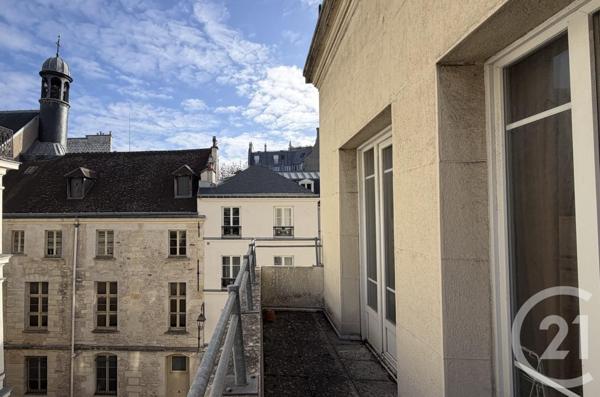 Appartement F3 à vendre  3 pièces - 65,18 m2 PARIS - 75003