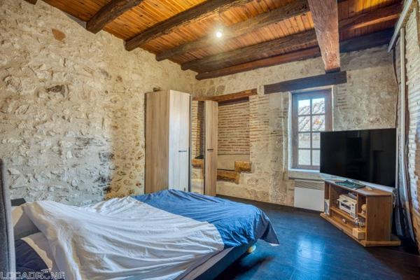 Vente murs / Immeuble à Pujols (47300)