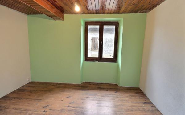 Maison à vendre    4 pièces •  Dolomieu