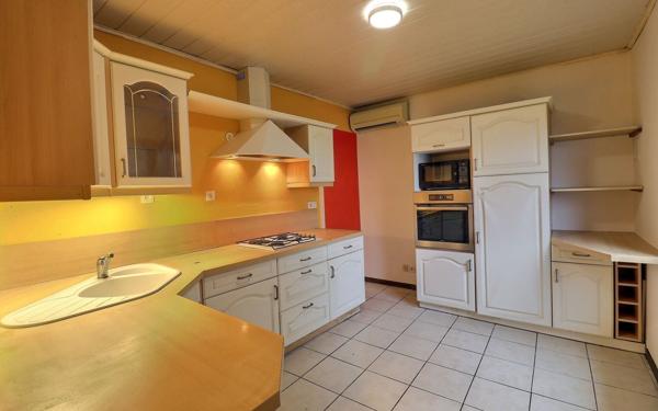 Maison à vendre    4 pièces •  Dolomieu