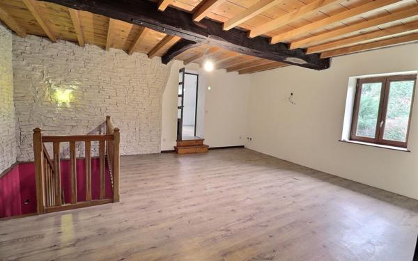 Maison à vendre    4 pièces •  Dolomieu