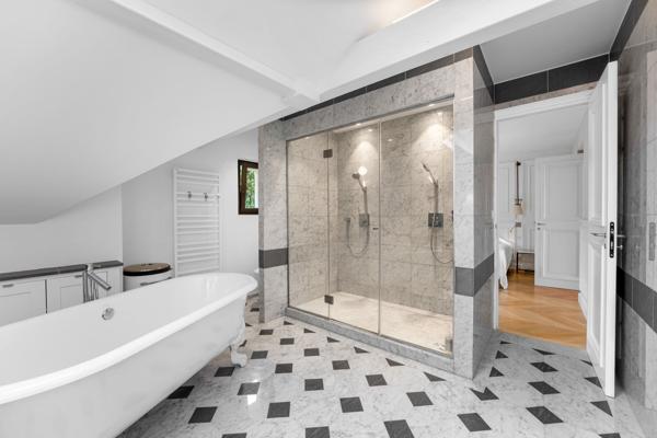 Vente Maison de luxe Collonges-sous-Salève 12 Pièces 684 m²
