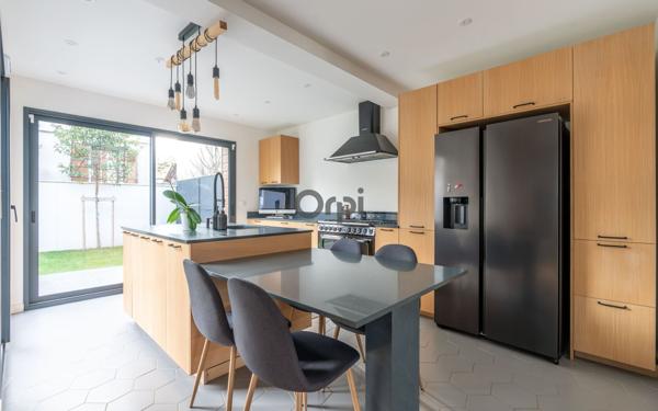 Maison à vendre    5 pièces • 150 m2 Joinville-le-Pont