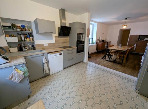 Maison à louer 128m² / 3 chambres proche de PARAY LE MONIAL (71)