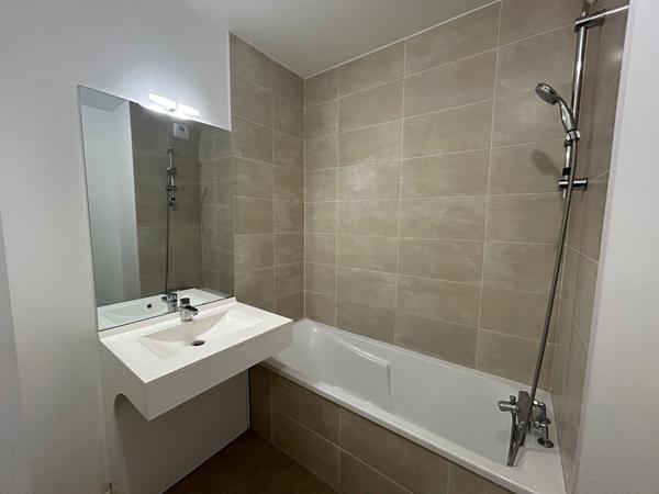Appartement * 4 Pièces * 71 M² * 44300 Nantes * 798 * 90 * 888, Nantes 44300