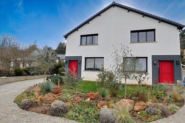 Maison Familiale divisé en deux logements