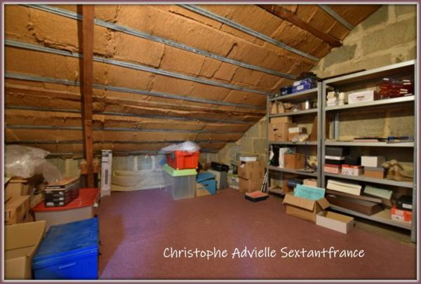 Bergerac centre, maison début XXème parfaitement rénovée, 2 chambres , 2 salles d'eau , grenier, dépendances