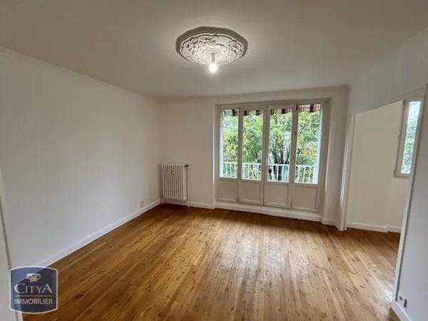 Appartement à louer 4 pièces 69.59m²