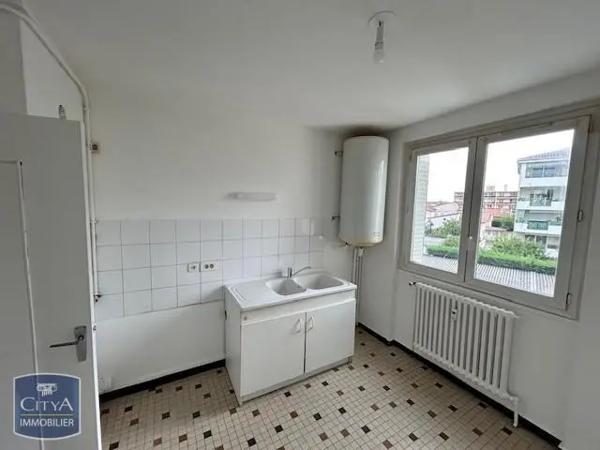 Appartement à louer 4 pièces 69.59m²