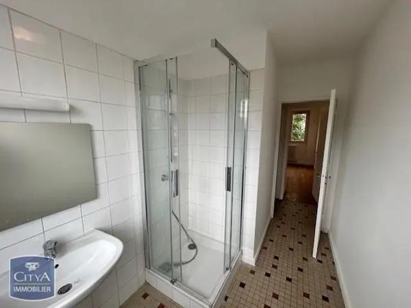 Appartement à louer 4 pièces 69.59m²