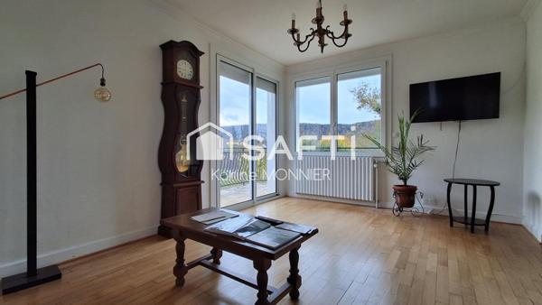 Proche centre ville avec vue dégagée