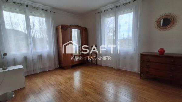 Proche centre ville avec vue dégagée