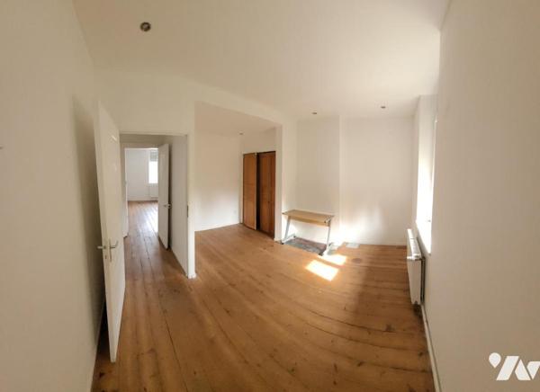 Maison - 2 Ch - Courette