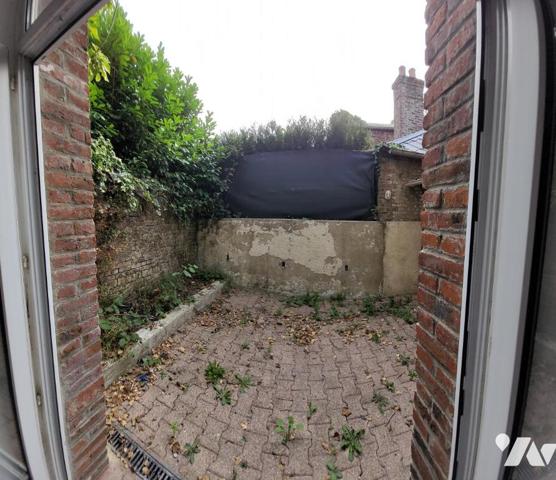 Maison - 2 Ch - Courette