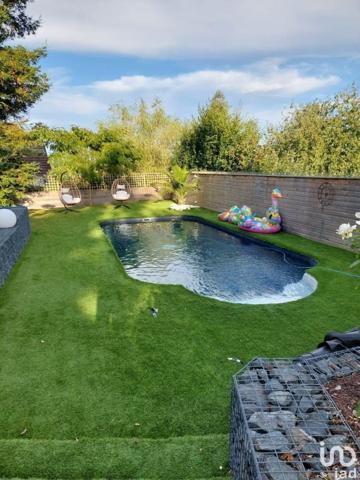 Maison d’architecte 11 pièces de 330 m² à Épernon (28230)