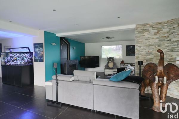 Maison d’architecte 11 pièces de 330 m² à Épernon (28230)