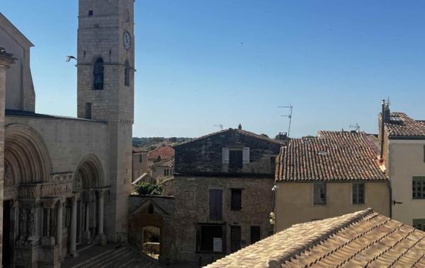 Vente Maison de village en copro à rénover Saint-gilles   